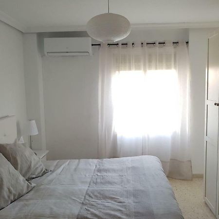 Luminoso Y Amplio Apartamento Севилья Экстерьер фото