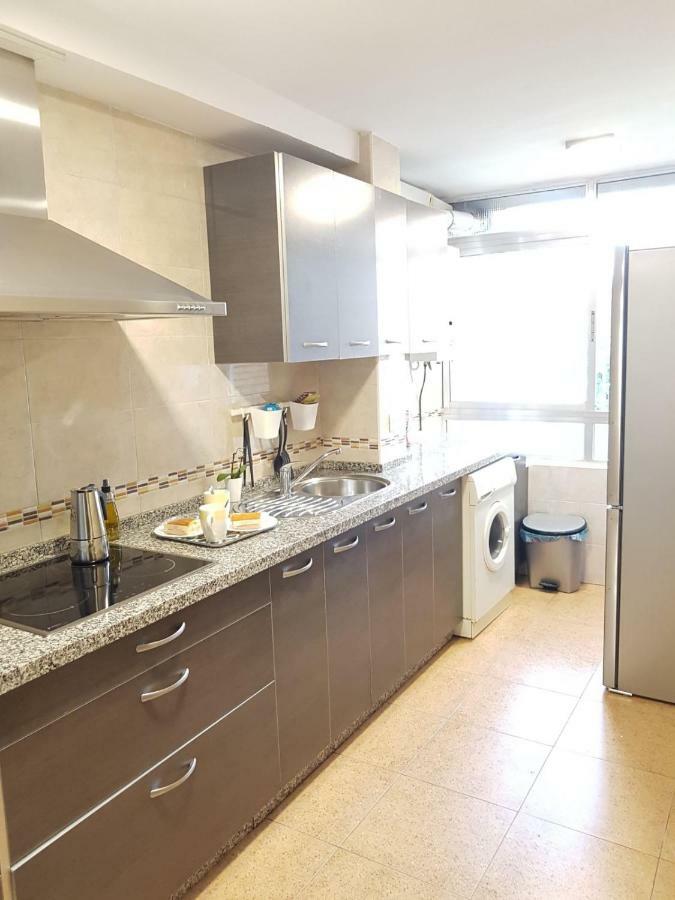 Luminoso Y Amplio Apartamento Севилья Экстерьер фото